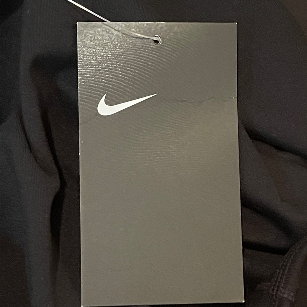 Nike Black High-Waisted Training Leggings - Picture 3 of 4